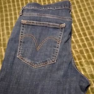 Levi jeans